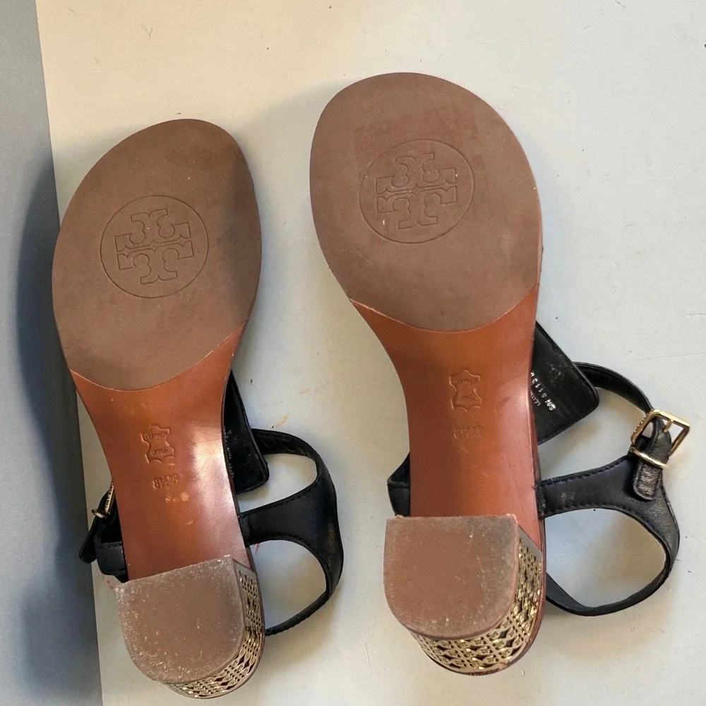 Tory Burch Sandals Size 8.5 Audra Black Leather T-Strap Thong Gold Logo Heel